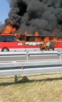 izgoreo autobus lovcenac