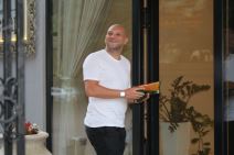 luka adzic izveo cerku iz porodilista