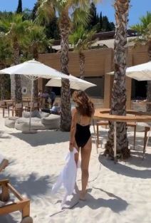 Sanja Marinković dekolte