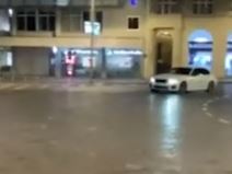 kolima divljao na trgu republike video