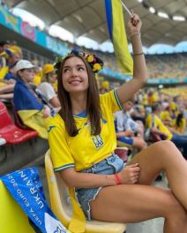 ukrajinke zene fudbalera