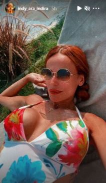 indi mrsava u kupacem grudi obline