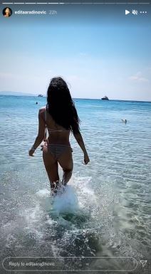 Edita Aradinović neprepoznatljiva s plavom kosom