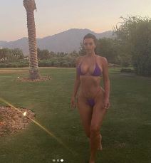 kim kardasijan u bikiniju 