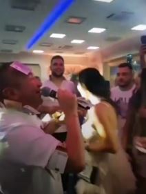 djani baksis na nastupu