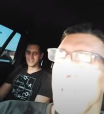 kristijan pokazao lazarevu devojku