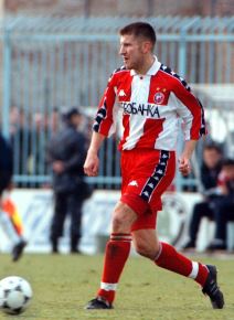 Novi dres Crvene zvezde kao retro Beobanka