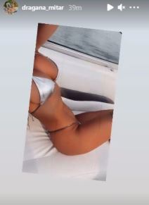 Dragana Mitar pokazala silikone i guzu u bikiniju