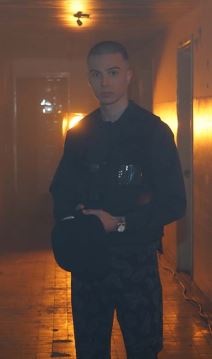 Vojaž na ruci nosi sat od 4.500 evra