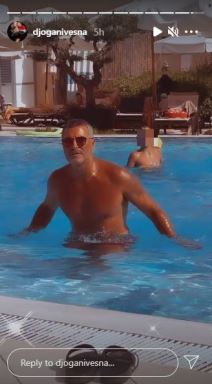 Đole Đogani na bazenu pokazao mišiće