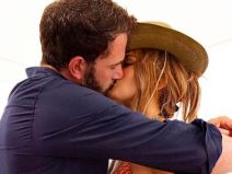 Dženifer Lopez na jahti sa Benom Aflekom