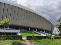 Crvena zvezda Kluž Stadioni u Klužu Univerzitatea Kluž Arena i doktor Konstantin Radulesku