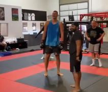 Nikola Jokić, MMA Trening (5)