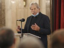 Ljubivoje Ršumović (1)