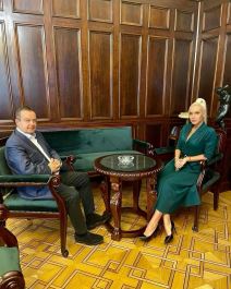 Ana Grozdanović rekla devojkama da se ne skidaju na Instagramu