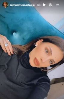 Anastasija Ražnatović pozirala bez brusa 