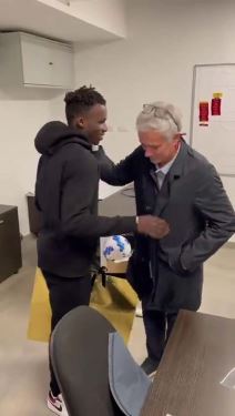 Felix Afena-Gyan, Murinjo, Patike (4).jpg