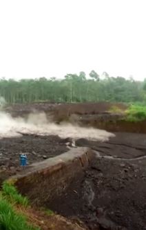 erupcija vulkan java 4.jpg