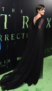 Carrie-Anne Moss (4).jpg