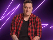 Rijaliti Bar Sanja Jakšić u haljini