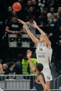 Partizan Košarka (12).jpg