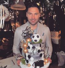 Dusko Tosic torta.jpg