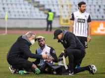 Vujačić, Crveni karton, Povreda glave (4).jpg