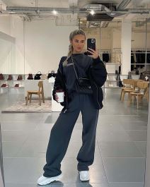 Moli Mae ženi raste brada (2).jpg