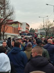 Atmosfera ispred Marakane (3).jpg