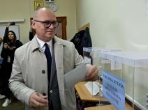 Vesić, glasanje (4).jpg