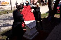 Sremska Mitrovica spomenik  (2).jpg