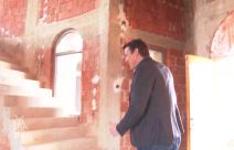 Brat Ivana Bosiljčića ima zamak i destileriju