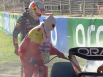 Forumula 1 gašenje bolida (6).jpg