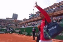 Đoković izlazi na teren posle pauze (4).jpg