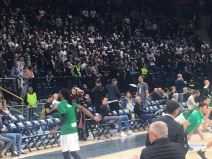 Partizan, Bursa, Košarka (4).jpg