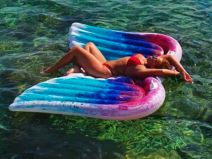 nives celzijus sestra.jpg