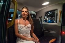 Emanuel Makron poljubio ruku Egipćanki