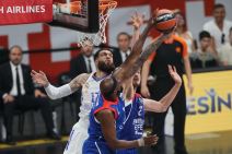 Crvena zvezda nudi Vasi Miciću preko 4 miliona evra