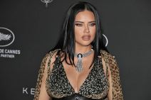 Trudna Adrijana Lima u Kanu bez gaća