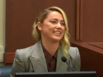 amber-džoni-4.jpg