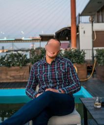 Ko je ubijeni mladić iz Surčina