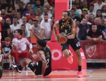 Crvena Zvezda partizan KK  (3).jpg