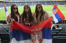 Srbija, SVedska, navijaci (3).jpg