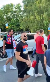 Srbija Svedska navijaci (5).jpg