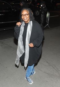 Vupi Goldberg (3).jpg