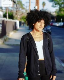 Transseksualka pobedila na takmičenju u skejtbordingu