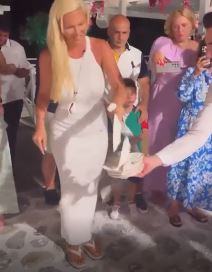 Karleusa lomi tanjire Grcka (4).jpg