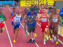 kamerman na trci.jpg