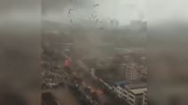 MK - China broke the record for natural disasters! Tornadoes, floods, heat at the same time! [7XMiKuhvh4U - 853x480 - 0m44s].jpg