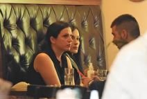 Zoran Marjanovic ceka presudu u restoranu (4).jpeg